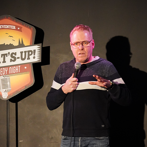 Comedian bij What'S-UP Comedy 1